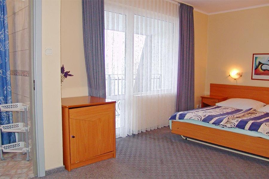 Hotel Europa Ястшембя-Гура Екстер'єр фото